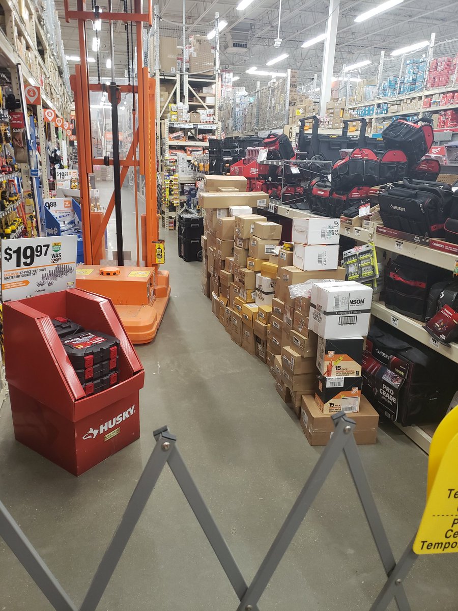 David caught in action!  Purging one of our bays in the tool corral the way it's meant to be done; safe and efficient!  Thanks David!
