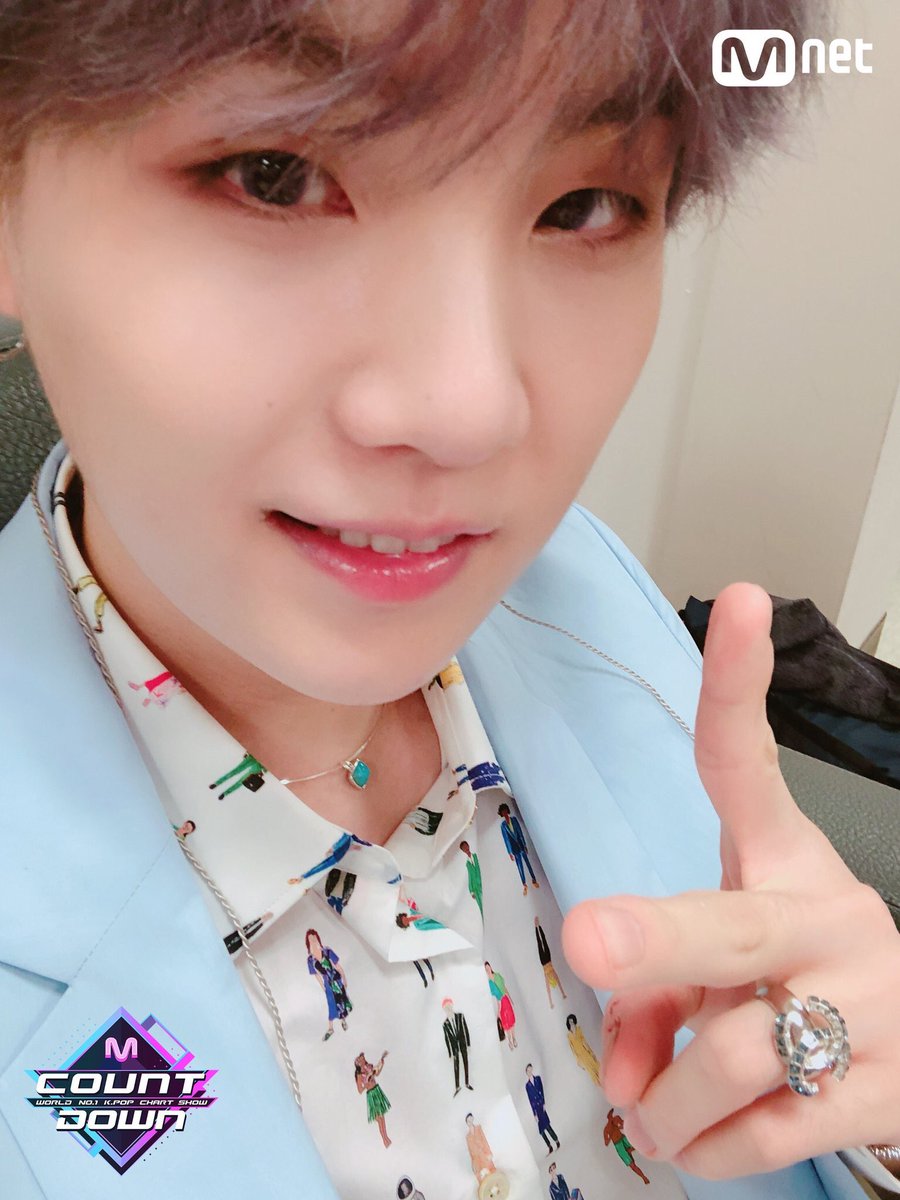 day 28: i want to boop yoongi’s button nose