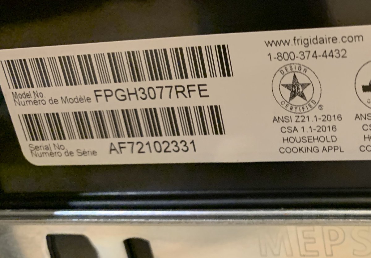 nrcabibi's tweet photo. @Frigidaire Can you tell me why my display says “oven”? I performed a oven clean today and afterwards the word “oven” appeared. Here is my oven serial number and picture of the display. How do I get right d the the “oven” message? https://t.co/DCAVUxyN3C