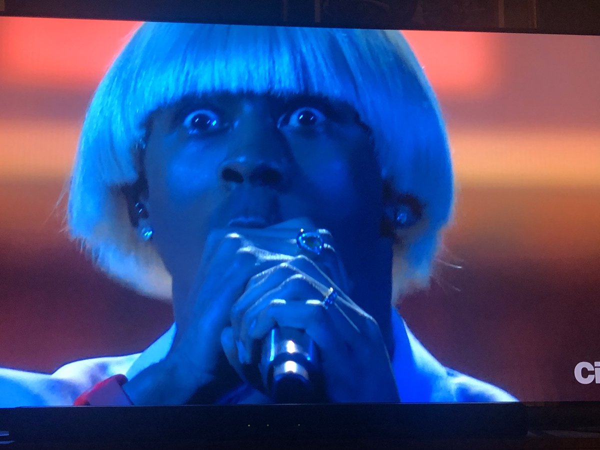 chrisdortch's tweet photo. The Way Outs performed at the #GRAMMYAwards2020 after eating an Everlasting Gobstopper. https://t.co/4pfq8Mn3b4