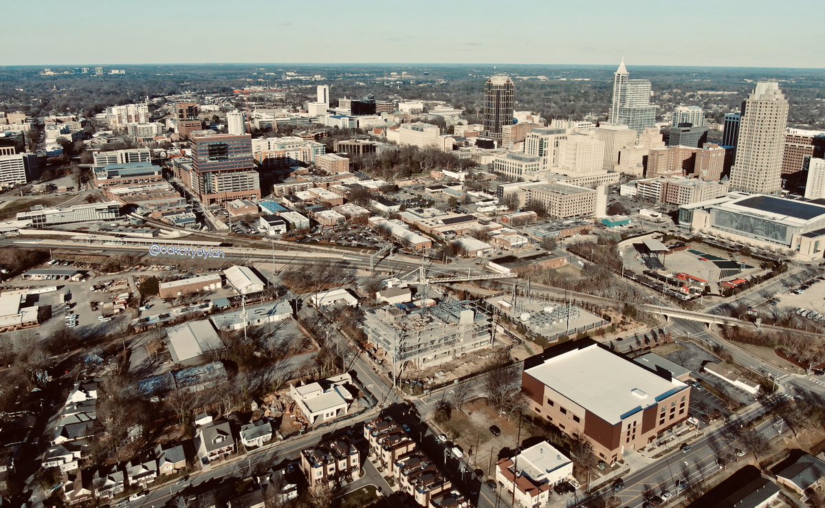 oakcitydylan's tweet photo. Posting some aerial shots I took today of various DTR projects. Check out my feed or #dtraerial for more.
This is more of a mostly encompassing shot of DTR with some fun post processing.
@fairweatherRAL @RedHatAmp @Raleigh_CC @RalUnionStation @kanerealtycorp
#rlghlife #dtrlove https://t.co/NKHXddHCK6