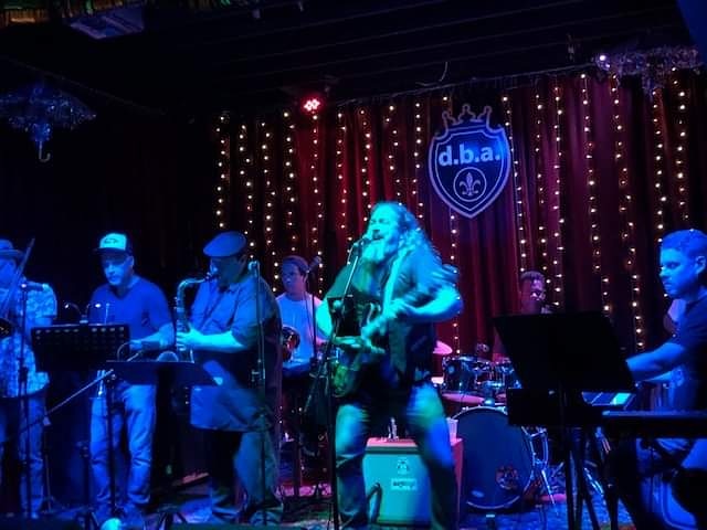 dbaneworleans's tweet photo. Tree Adams &amp; the NOLA Dag Squad feat. Tony Hall 10pm tonight @dbaneworleans #nola #dbanola 🎶🎤🎸 #whodat #frenchmenstreet  #treeadams #livelocalmusic 🎼🎶🎵⚜🎶🎵🎶🎵⚜🎵🎶 @treeadams https://t.co/mgceI9Ives