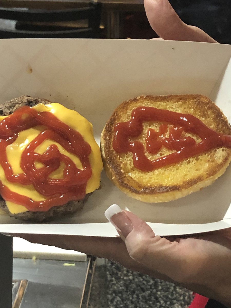 bestburgerkc's tweet photo. It’s on at the flea !! 1.69 burgers till the SUPERBOWL!! https://t.co/eY2liFWB7y