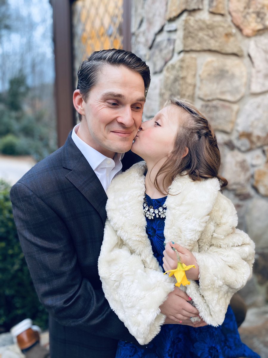 LukeNewellc's tweet photo. Time to tweet since it’s Father Daughter Dance night! https://t.co/DKJoc9Nq58