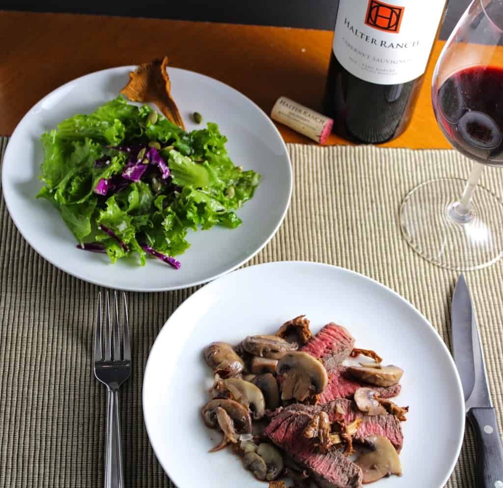 cookingchat's tweet photo. Roasted Sirloin Steak with Chanterelle Mushrooms and a @halterranch - a good one from our archives! https://t.co/Rbrw0a3LZw #roastedsteak #winepairing #beef https://t.co/5I5XetVxx6
