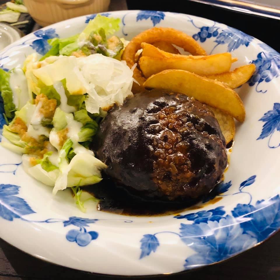 sibn55's tweet photo. #元気にOPEN #ランチ からのスタートです #タコライス が大人気

https://t.co/A7bHPsfyE1

#スカーレット #ななきゅう #annkw #マリウス葉 #青山 #ヤクルト #銀杏並木 #グルメ #カフェ #外苑前 #レストラン #野球 #神宮 #表参道 #グラスフェッド #低糖質 #低糖 #イチハチ

https://t.co/MmVGqvrCNU https://t.co/Na6Zyt7Azw