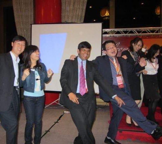 ompsychiatrist's tweet photo. #2020Jan का आखिरी सोमवार

नया दिन नया जोश 

#OP_Talks 
(Sharing old photo with Chinese friends) https://t.co/znPem9zfl5