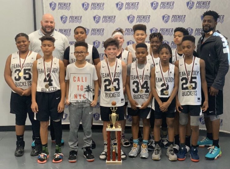 matty_nice4's tweet image. This dude right here was 🔥. Put up 20pts in the finals today to bring home the championship with some great teammates. His ❤️, energy, and effort amazes me. @BuddyBuckets #teambuddybuckets2027 #lockdowndefense