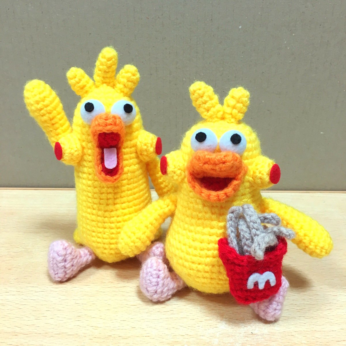 助六 tweet media