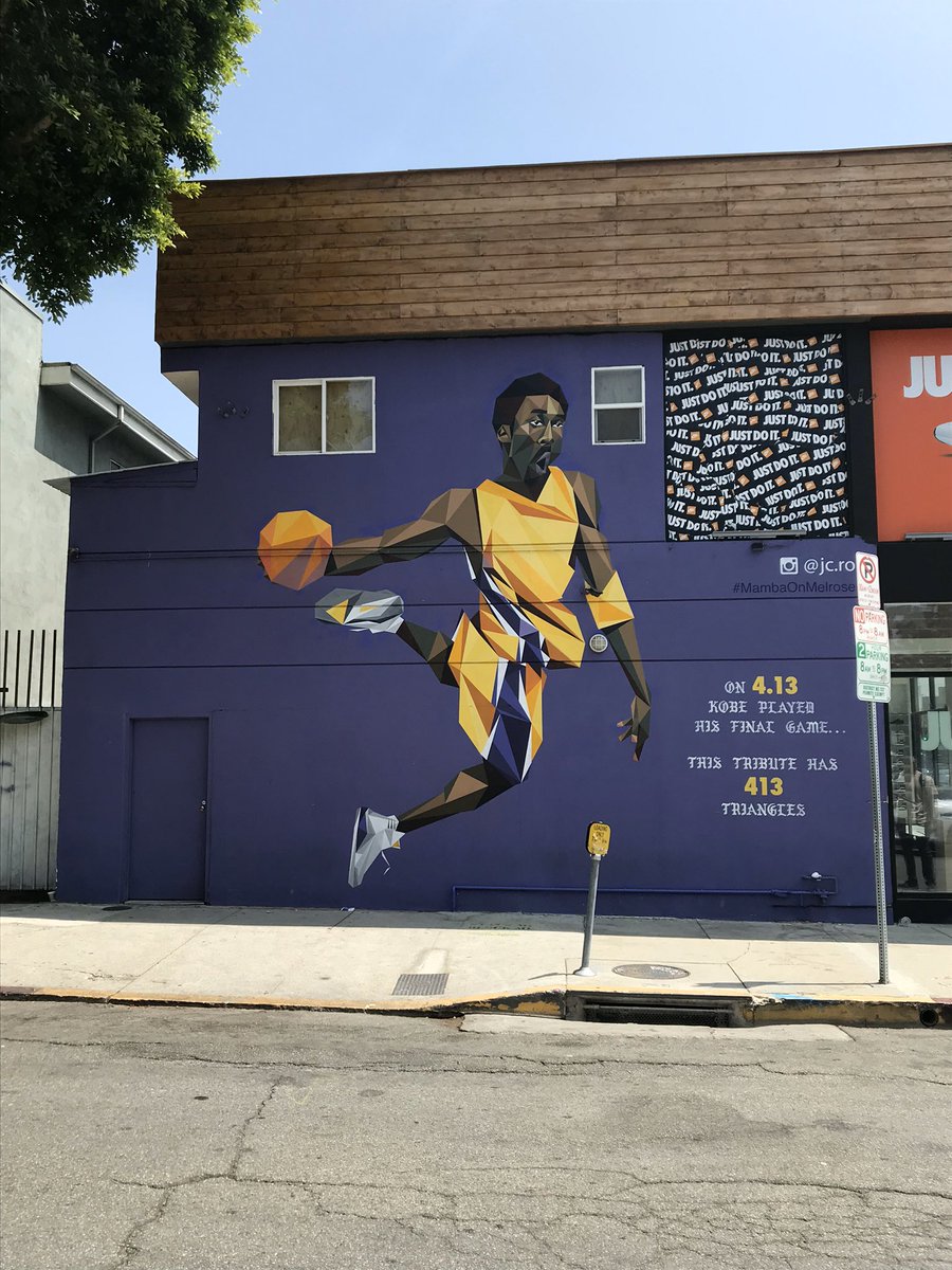 austinarm91's tweet photo. RIP Kobe #LegendsAreForever https://t.co/Lt5flZfaot