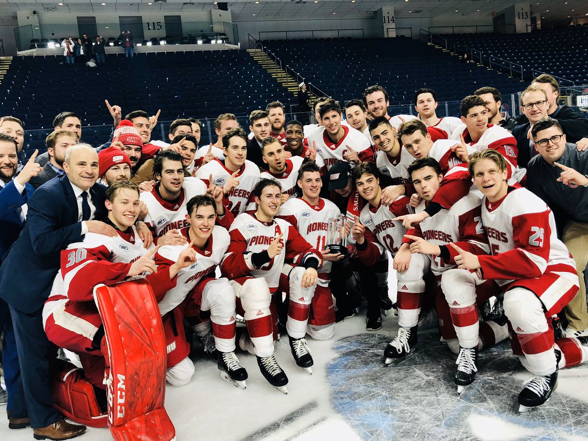 sacredheartuniv's tweet photo. .@SHUHockey wins the inaugural CT Ice Challenge 🏒 with a score of 4-1 against Quinnipiac! 

#WeAreSHU #CTice @SNYtv https://t.co/k93eMXhw4R