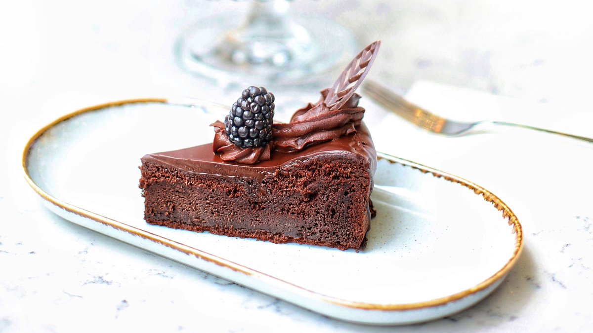 美味しそうなチョコレートがズラリと並ぶこの時期は、気づいたら #自分