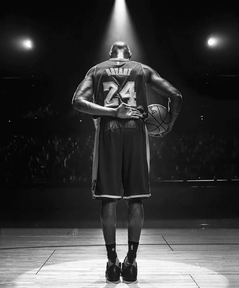 ApolloArme's tweet image. Salute to legend RIP Kobe💔😥