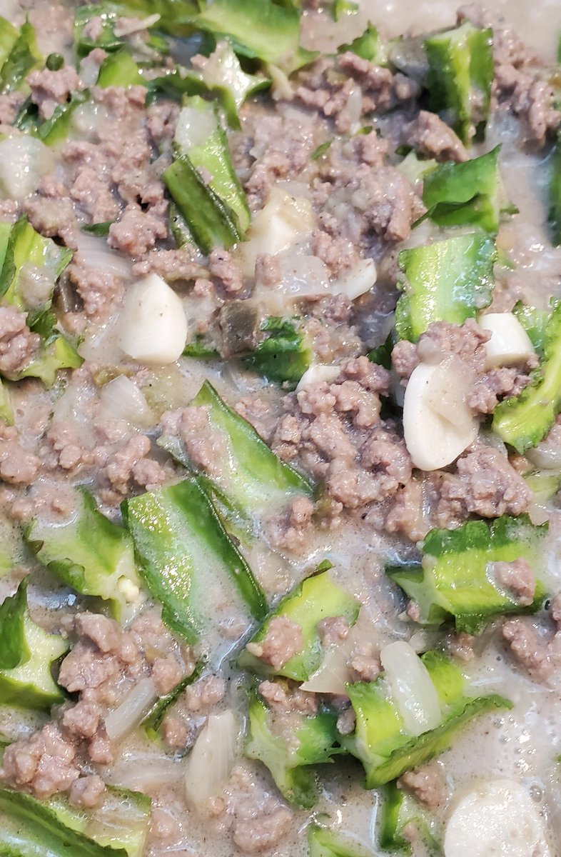ricky_nauta's tweet photo. I cook, again..
You eat..
We happy.
#tinaktak #wingbeans
ground beef style https://t.co/66i1ajGKyv