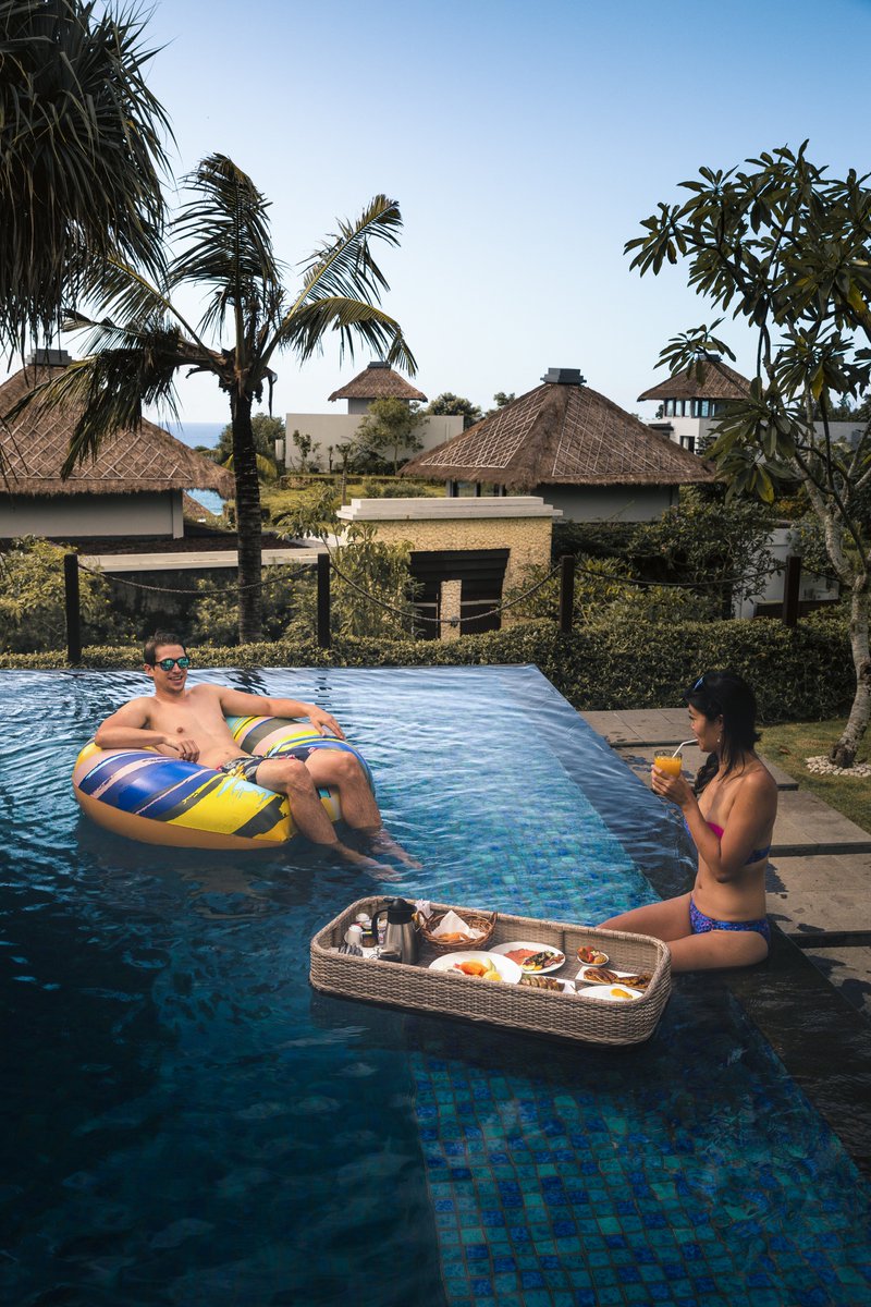 SamabeResort's tweet photo. For those who are staying in the pool villa or pool suite can indulge in the ultimate luxury experience by having a tray of floating breakfast with a painting-like landscape.
It's definitely going to be your most favorite time of the day. https://t.co/ke1P7ANNxd