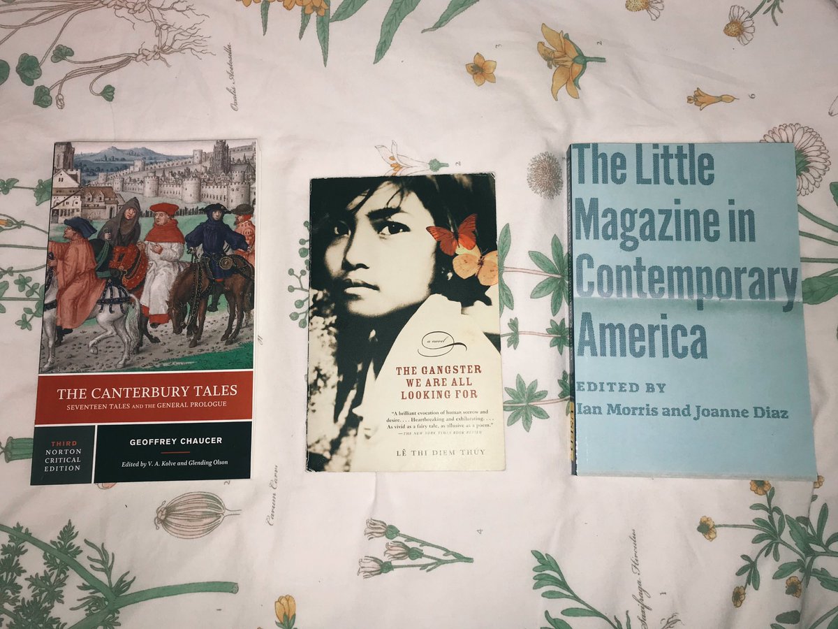 washcollenglish's tweet photo. What are you reading at WAC? #washcoll https://t.co/DjqKiISQsU