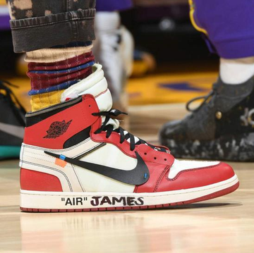 41歲的Kobe英年早逝，詹姆斯掩面而泣，「23 vs 24」正式成為NBA最遺憾的偽命題！-黑特籃球-NBA新聞影音圖片分享社區