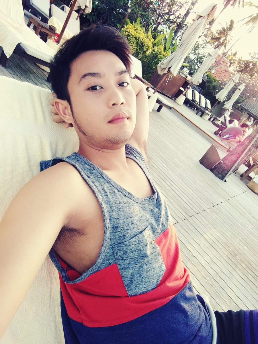 Kongpon16's tweet photo. นอนอ่อยอยู่ตรงนี้นะครัช.... https://t.co/C4cZU04Q0A