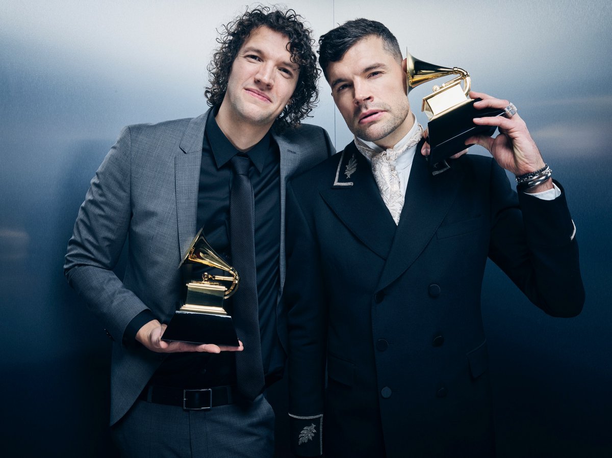 We’re floored.. and dedicate these to anyone needing a new beginning, a fresh start, and a new dawn. These awards for us represent redemption for our family. If you’re wondering if your story can be used for good, it can be.. 

📷: Robby Klein

#GRAMMYs #UnexpectEverything