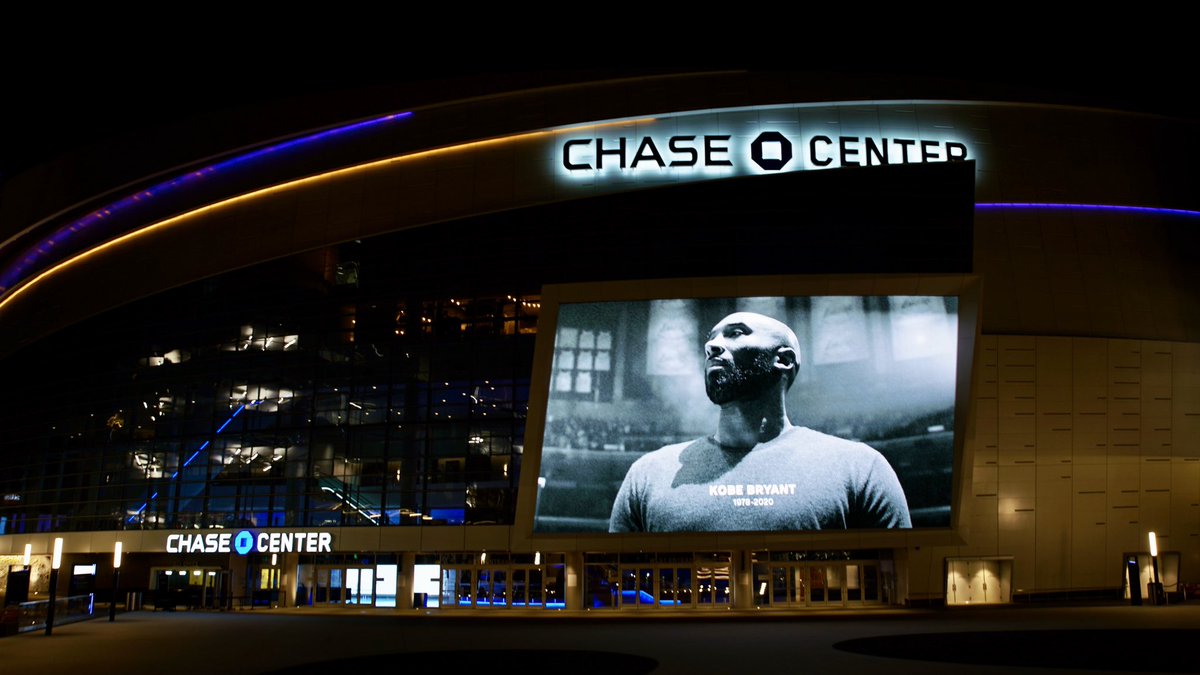 ChaseCenter's tweet image. Purple &amp;amp; gold 

💜💛