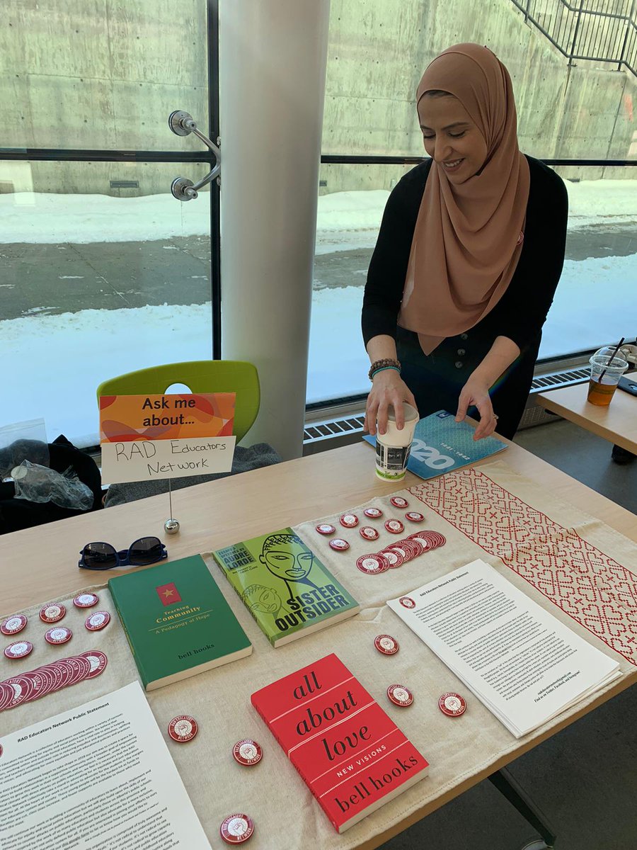 RADEducators's tweet photo. We spent a sunny Saturday talking to rad peeps with rad ideas about #radicallove at the Alberta Student Leadership Summit 2020. So much gratitude to the busy students who shared their time with us. Also of note: Free Lunch 🥙 #RADEd #RADEdYEG #sandwichesarebae https://t.co/xw3hMSx1Nd