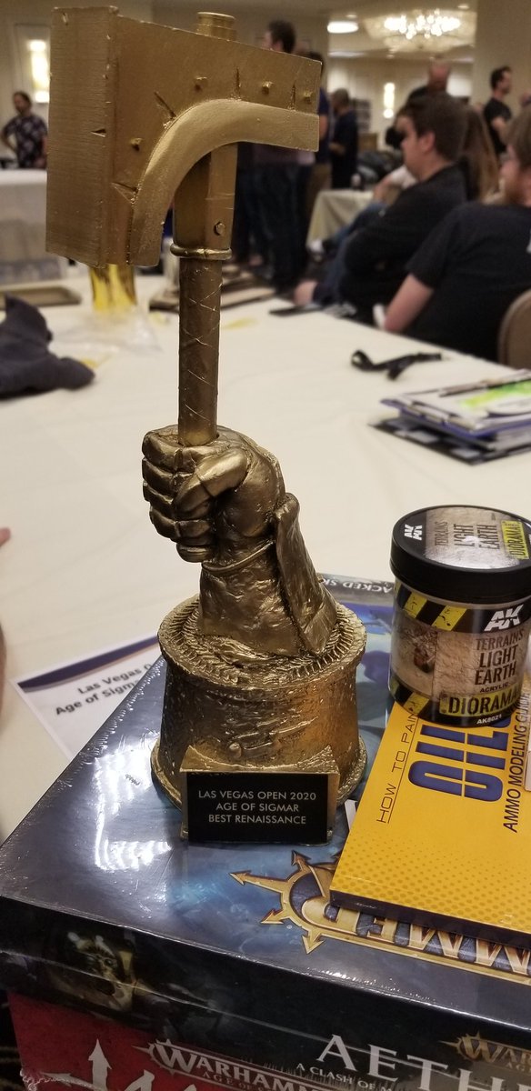 Chumphammer's tweet photo. Holy shit! Won "Best Renaissance"

Painting, sports and play. #LVO2020 https://t.co/3iohdCVz98