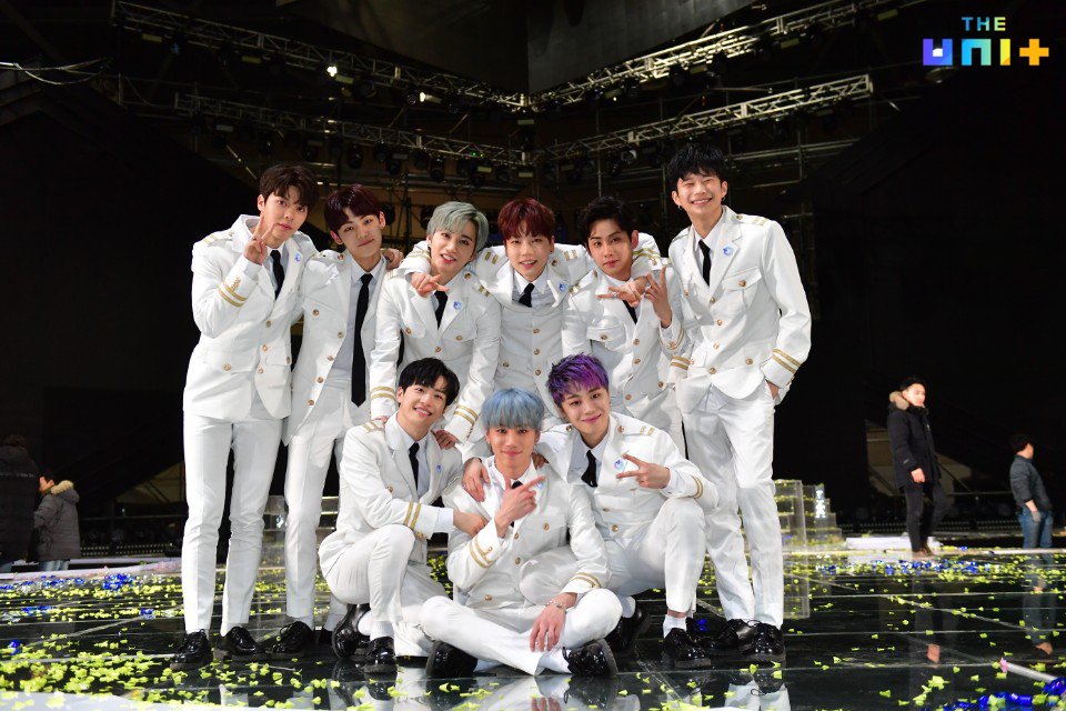 FeelChanHaru's tweet photo. 💙 FOREVER WITH UNB 💙
#오랜시간이지나도_ThanksUNB https://t.co/YlzBzLw3uF