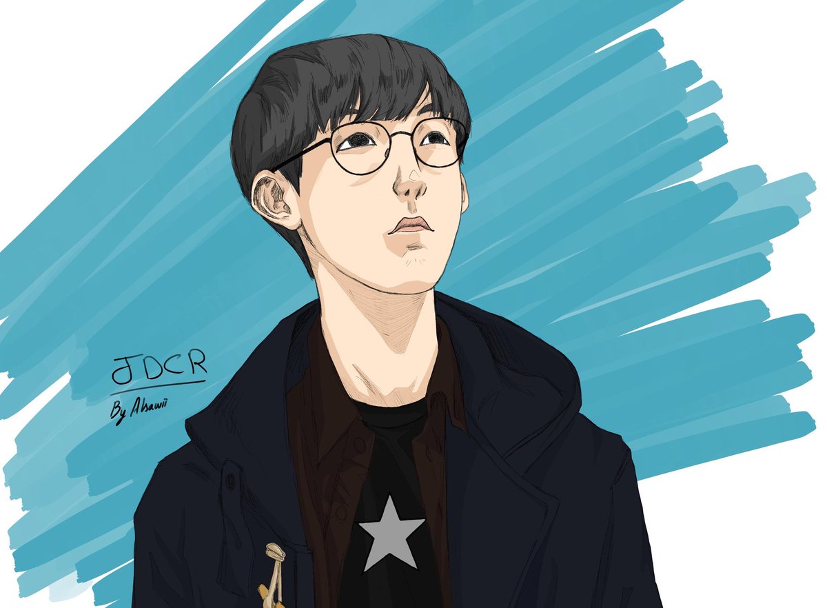 I like the detailed hair. Very refined. Is my neck really THAT long?! 

Kidding,
I do appreciate the art!