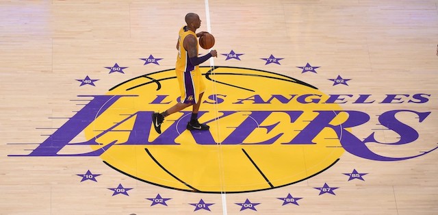 LakersNation's tweet photo. Thank you, Kobe Bryant.
https://t.co/DByhrwImYl https://t.co/yhF0eQrWCR