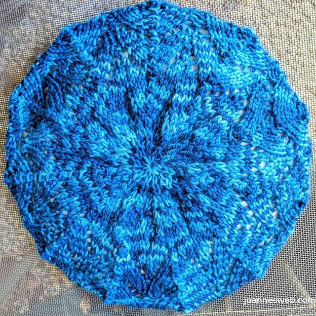 Joannes_Web's tweet photo. Hi, lovelies!Look at this new stunning project Joanne has created with this month's KnitCrate yarn!She made a Beret with the Horseshoe Lace Knitting Stitch,.Follow along with the pattern in the videos' description. Simply click on our profile smarti.… https://t.co/eVxJqdFN1u https://t.co/BvuJwfOKxZ