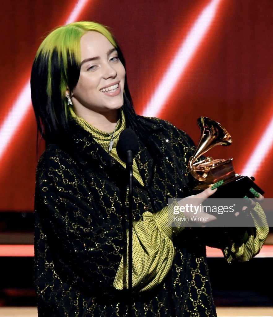lefttmegladly's tweet image. SHE JUST TOOK HOME 5/6 AWARDS AND IS THE YOUNGEST TO WIN THE BIG FOUR CATEGORIES!! SHES MAKING HISTORY. NO ONE IS DOING IT LIKE BILLIE EILISH #GRAMMYs