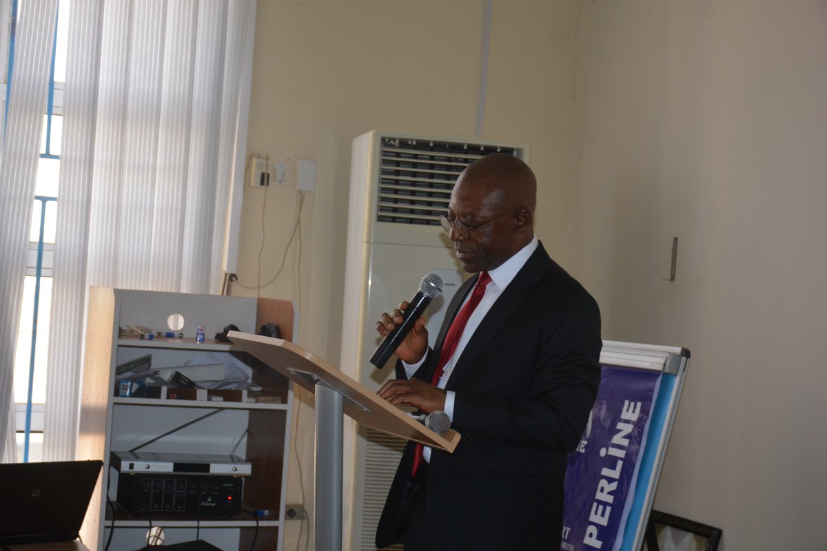 OAuGF's tweet photo. #OAuGF partners #ICPC to tackle revenue leakages in the country.

"We can only curb #corruption effectively by building partnerships and strengthening collaborations..." - Mr Ayine. https://t.co/liuBY2IMCH