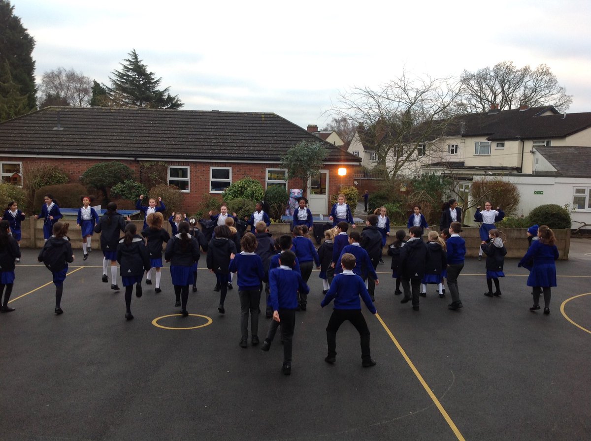 bboughton79's tweet photo. Take Ten ( The Shrubbery Shake-up) is in full swing again! https://t.co/L5UUD1NCHH