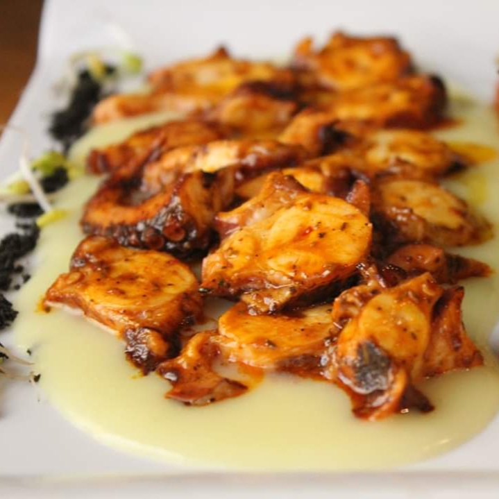 "La cocina nikkei es transgresora, de fusión, rebelde y un poco iconoclasta. Asume la libertad creativa, juega con la imaginación y es permeable a influencias".