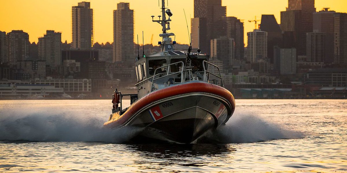 safety4sea's tweet image. Three missing after towing vessels collide on Mississippi
#collision, #missing, #missingcrew, #MississippiRiver, #searchandrescue, #searchandrescueoperations, #towingvessels, #USCG
ow.ly/EcNe50y5wxo