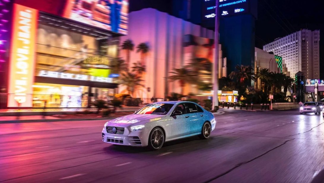 BlueChipDealers's tweet photo. Mercedes-Benz has offered the world's media a foretaste of its facelifted E-Class executive sedan.

It's expected to arrive in the second half of 2020, with significant updates to the electrical system which adds new intelligent driver systems. https://t.co/NI7dWwrmUA