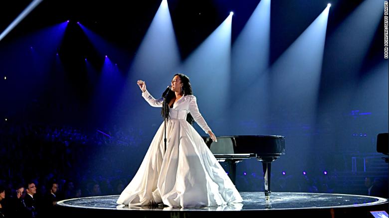 mangostann's tweet photo. @ddlovato  @DiannaDeLaGarza @scooterbraun @LovaticsRecords @RecordingAcad  When talent,diligence and humility come to life,songs are created that touch the souls of us all #GRAMMYs #Anyone  #DemiLovato https://t.co/g57r1CMXDN