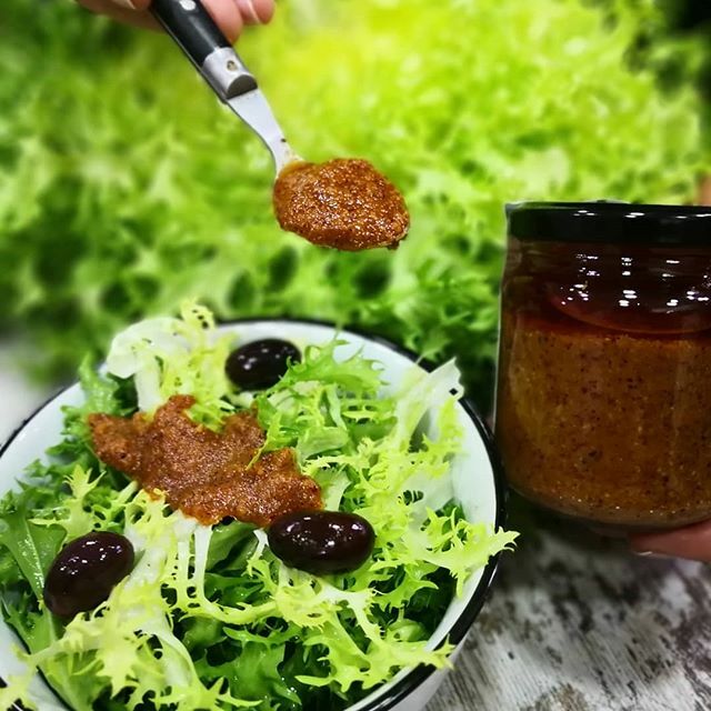 LaServiTeca's tweet photo. 🥗🥗🥗🥗
Xató Serviteca:
-Escarola del Maresme
-Salsa xató de @5pebrotsmasdenpalau -Olives negres d'Aragó
-Tonyina en salsa catalana de @conservas_pujado_solano ¡TREMENDO!
#somteca #tecabona #maresme #xató #proximitat #mataró #quebotot https://t.co/VykjcgkZHP https://t.co/ISkQyKiNEg