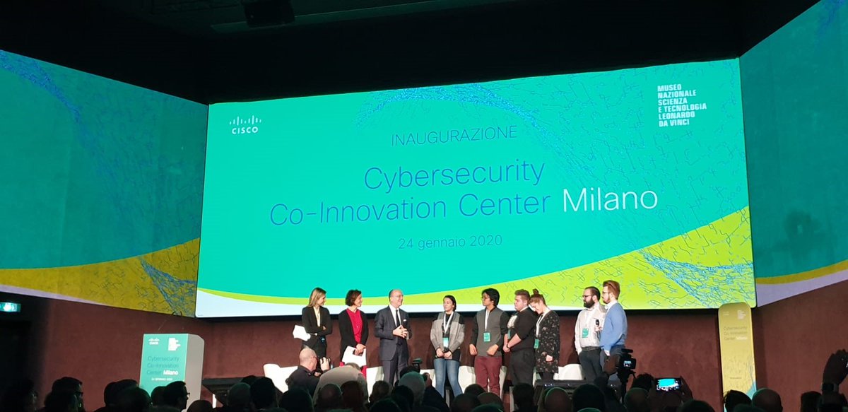 FARNetworks's tweet photo. Al lancio del Cisco #CyberSecurity Co-Innovation Center a @Milano i ragazzi della @Cisco Net Accademy, che presto entreranno a far parte del Team di @FARNetworks, incontrano @ChuckRobbins! #innovation #opportunity https://t.co/bPMYw1sYYT