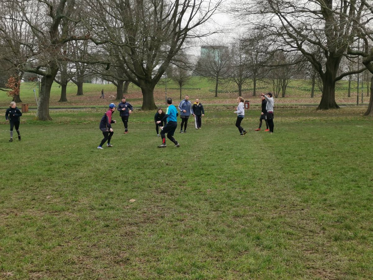 Pitch up and play tonight at Woking Sports box from 20.15 - 21.30.

Thankfully itll be less muddy than Stoke Park at the weekend!