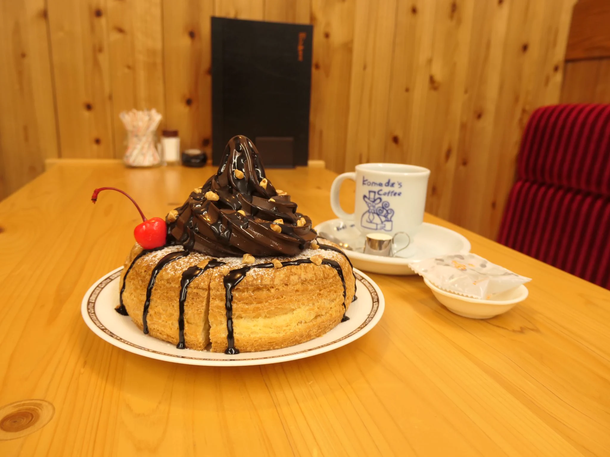 美味しそう！コメダがGODIVAとコラボ！！2月7日から発売！原材料がなくなったら終了。