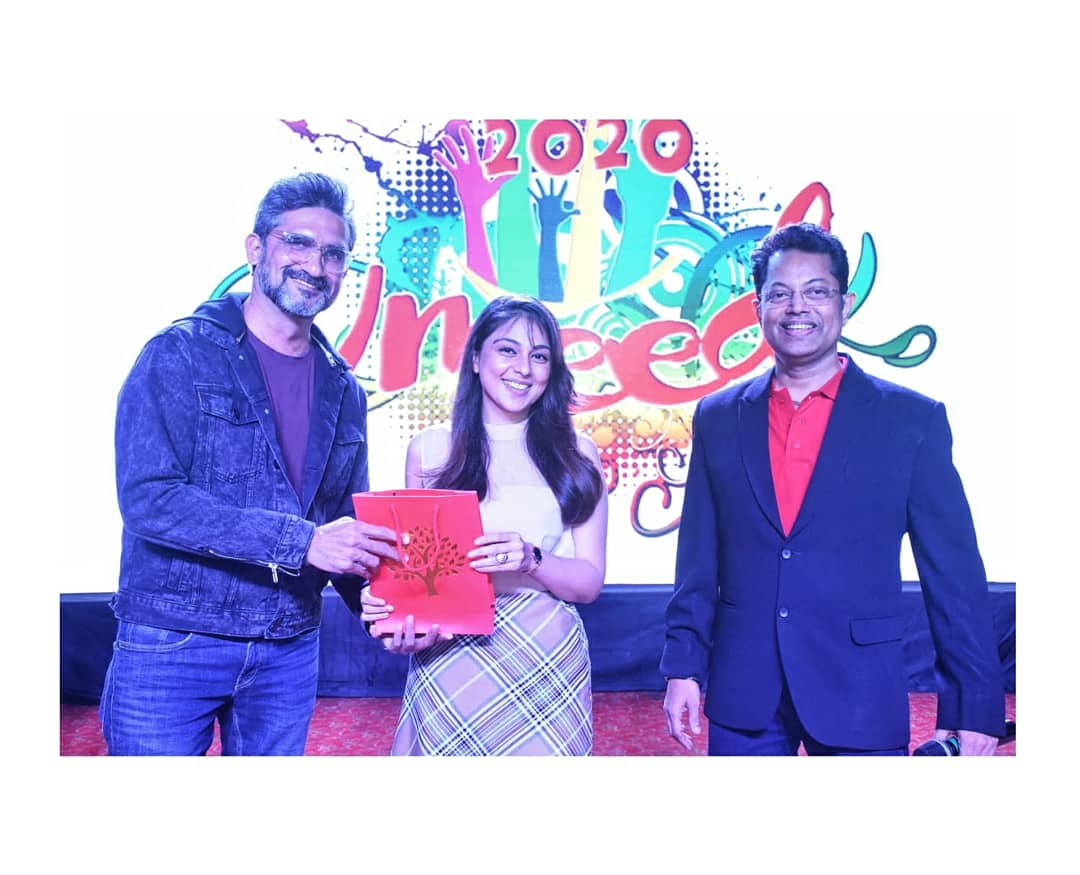 saba_saudagar's tweet photo. Honoured being a part of @uks_umeed 2020 😇 with the director of @uks_pgdminstituteofficial @drkrishnashetty and the great actor @ajitshidaye #reallyenjoyed #ProudMoment
#sabasaudagar #celebrity #artist #actresslife #style #guest #invitedguest #fest #collegefest #honoured https://t.co/uCfR6WfP98