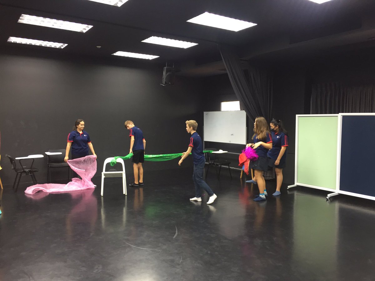 S107Drama's tweet photo. Day 1 of Le Petit Artiste Residency starts with Year 9. Looking at theatre in education! Engaging the audience with multi sensory activities. #TeamS107 #Drama #Unlocktheartist Great opportunity for our students to learn from working Artists. @StAndrews_107 @CognitaSchools https://t.co/n2zlWwk2wk