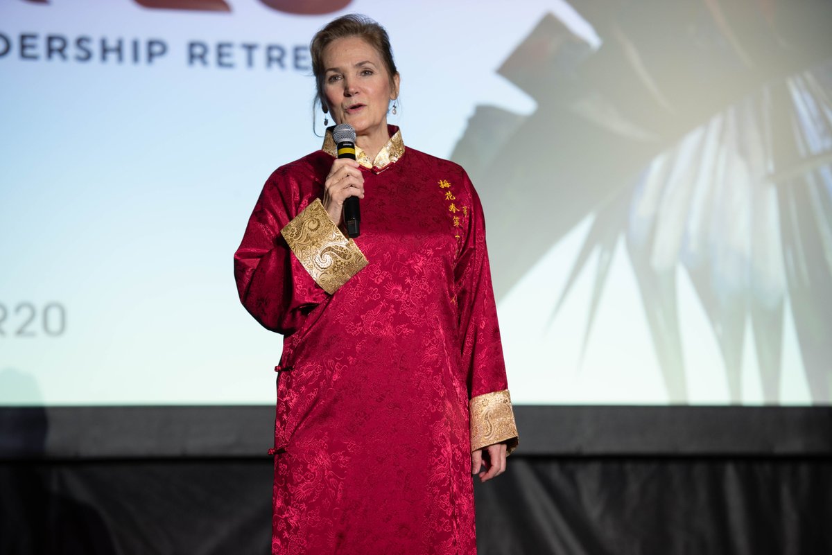 GINEVOLVE's tweet photo. USA Meihua Master Mala Daggett on stage at the #GLR20. https://t.co/25UmCkIeEj
