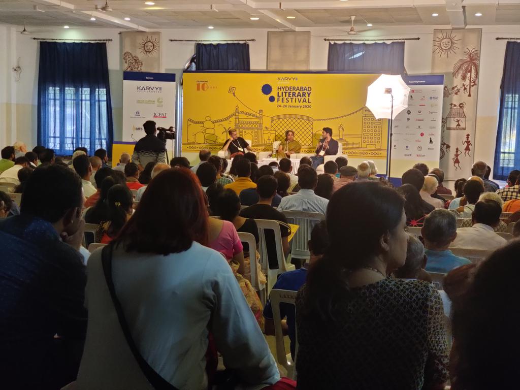 KirtiJalaan's tweet photo. @ChinmayTumbe gave quite informative insight on Indian migration, refugees during the talk 'Making and Unmaking of India' at #HydLitFest2020 Thank you for the wonderful session. https://t.co/wmGd5CemUD
