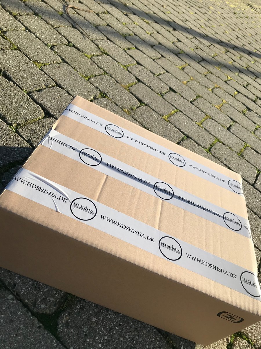 hdshisha's tweet photo. Hos HD SHISHA webshop levere vi fra dag til dag levering. 

Dog skal man bestille inden 14:00 hver dag. 

#HDSHISHA #LEJE #LEJ #UDBRINGNING #ODENSE #FEST #SOCIALSMOKE #RØG #HYGGE #DURINGERVIBRINGER #SMIL #LIVET #SKØNT #TOBAK #KUL #MUNDSTYKKER #TANG #ALTINCLU. #LUKSUS #ADALYA https://t.co/7cSBRv6Lsq
