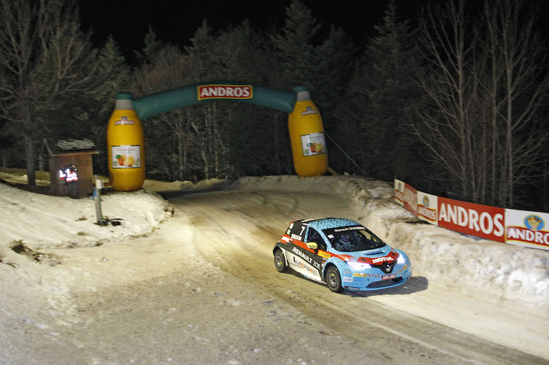 DARacingRX's tweet photo. #Debriefing #eTropheeAndros #LansEnVercors
⚡️Vers une finale décisive❄️
🤜#JBDubourg C’est frustrant, mais cela fait partie du sport.
👊#NicoProst Nous sommes encore proches de la 4e place.
👍#ManuMoinel Je suis remonté à la 3e place du classement Elite.
➡️https://t.co/a3BfmGZuvS https://t.co/6zHPlKFcup