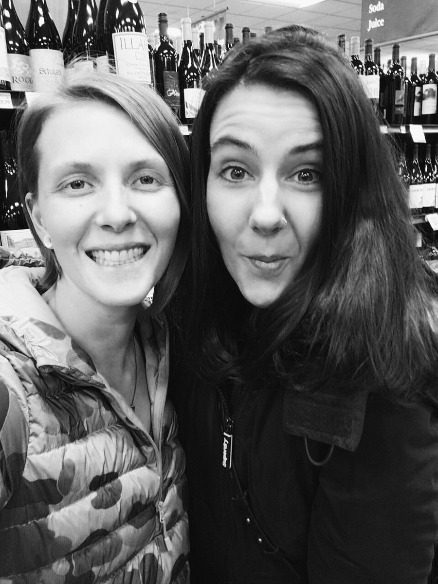 hotschoolme's tweet photo. The Superhotties saying hi from the aisles while out grocery shopping the other night ๐ค๐ค๐ค #SuperhottiesInTheWild #RelationshipCoachingForWomen #FunIsHot #WeLoveMen #HotSchoolHot #WeGotYourBack #HotSchoolMe https://t.co/UyUKewXvuz
