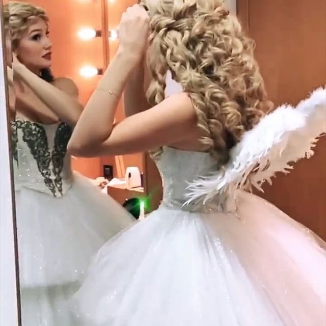 _LittleDaae's tweet photo. “Anywhere you go let me go too/Love me - that's all I ask of you...”
🎤 Not New To Christine Daaé
🎤 Not new to RP
🎤 Christine Portrayed By: Amy Manford
🎤 Ships: Erik, Raoul or Chemistry
🎤 RT or Favorite?
#phantomoftheopera #rp https://t.co/GxY9CM5GhZ
