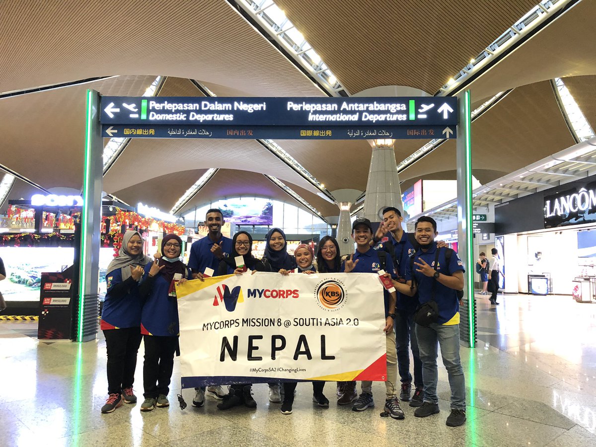 mycorpsofficial's tweet photo. [MYCORPS MISSION 8 @ SOUTH ASIA]

We bid farewell to Team Nepal 🇳🇵

Team Nepal will be separated into two teams and they will be located at Kailali and Parsa respectively.

See you in two months. Take care and make Malaysia proud!

#MyCorps #ChangingLives #YouthPower https://t.co/XBbcIvOmzJ